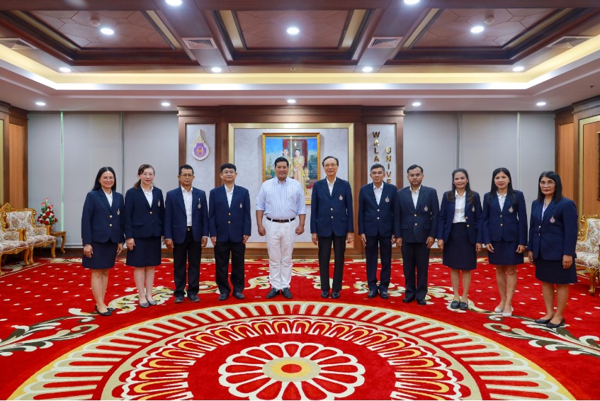 ต้อนรับท่านอ้น