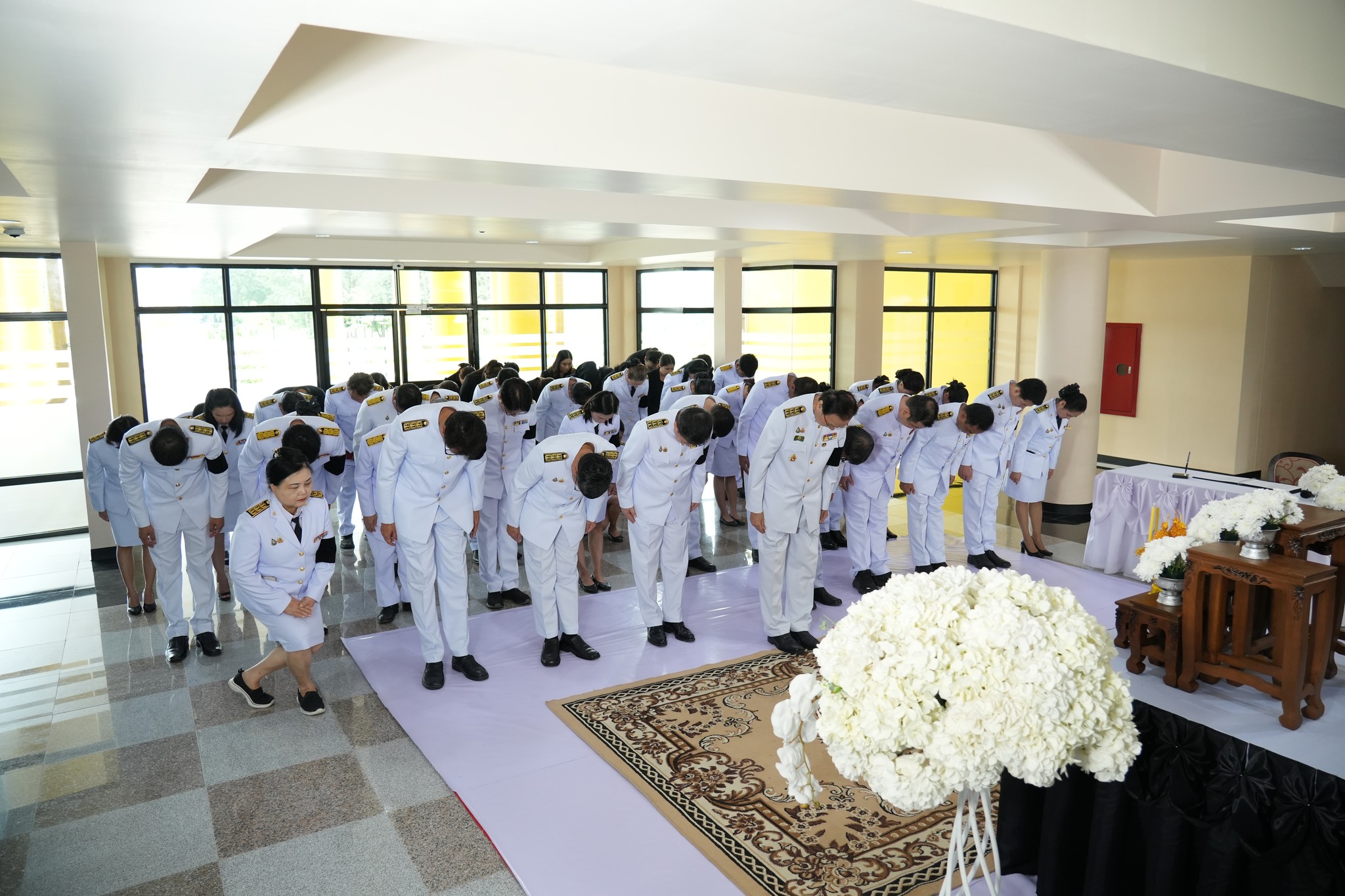 Holds Condolence Ceremony