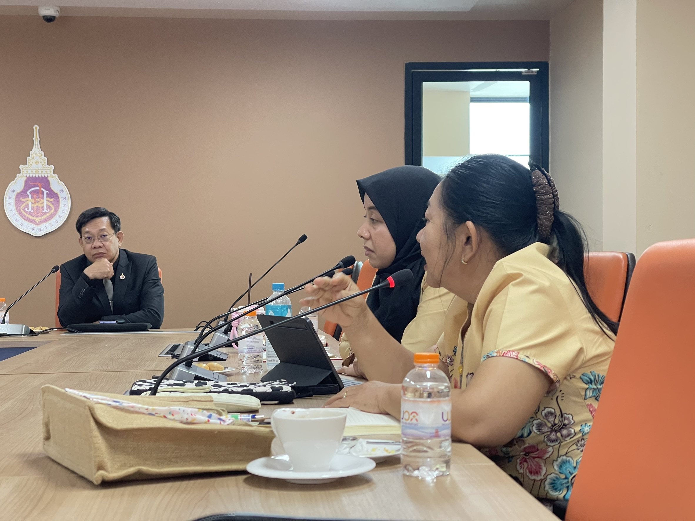 knowledge sharing